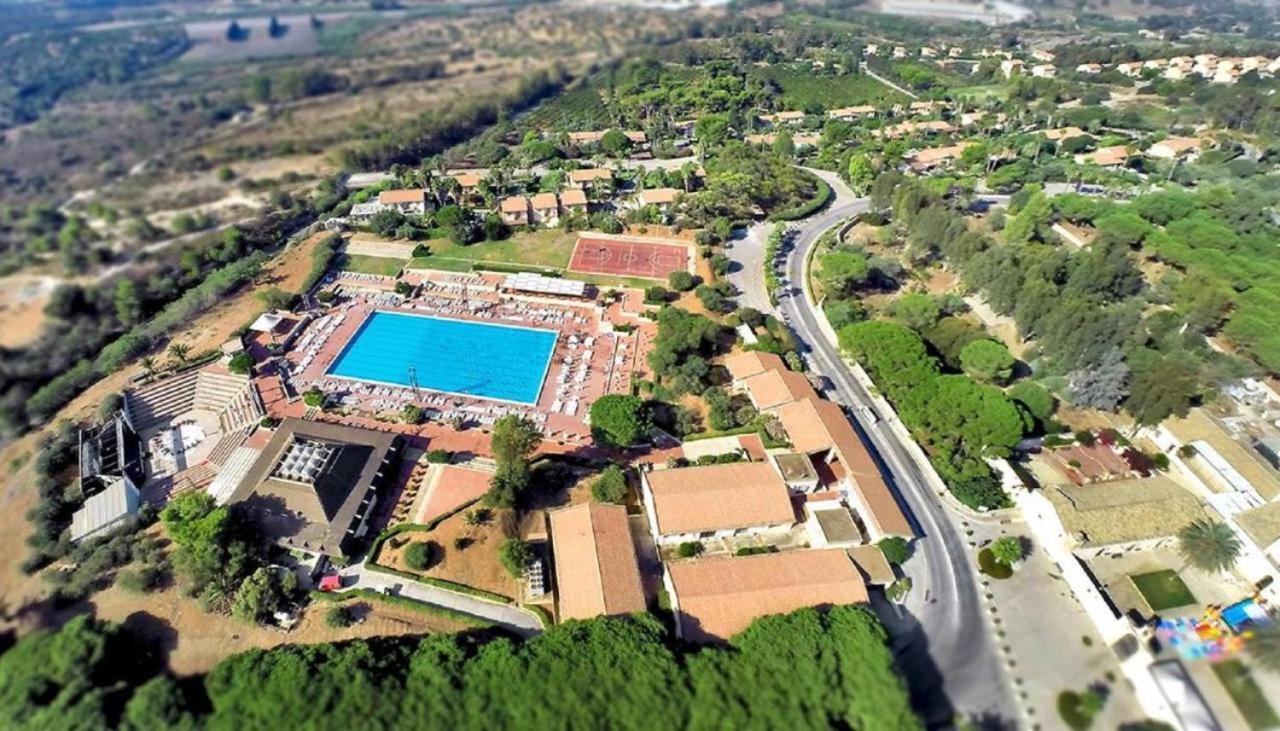 Athena Resort Contrada Piombo Екстериор снимка